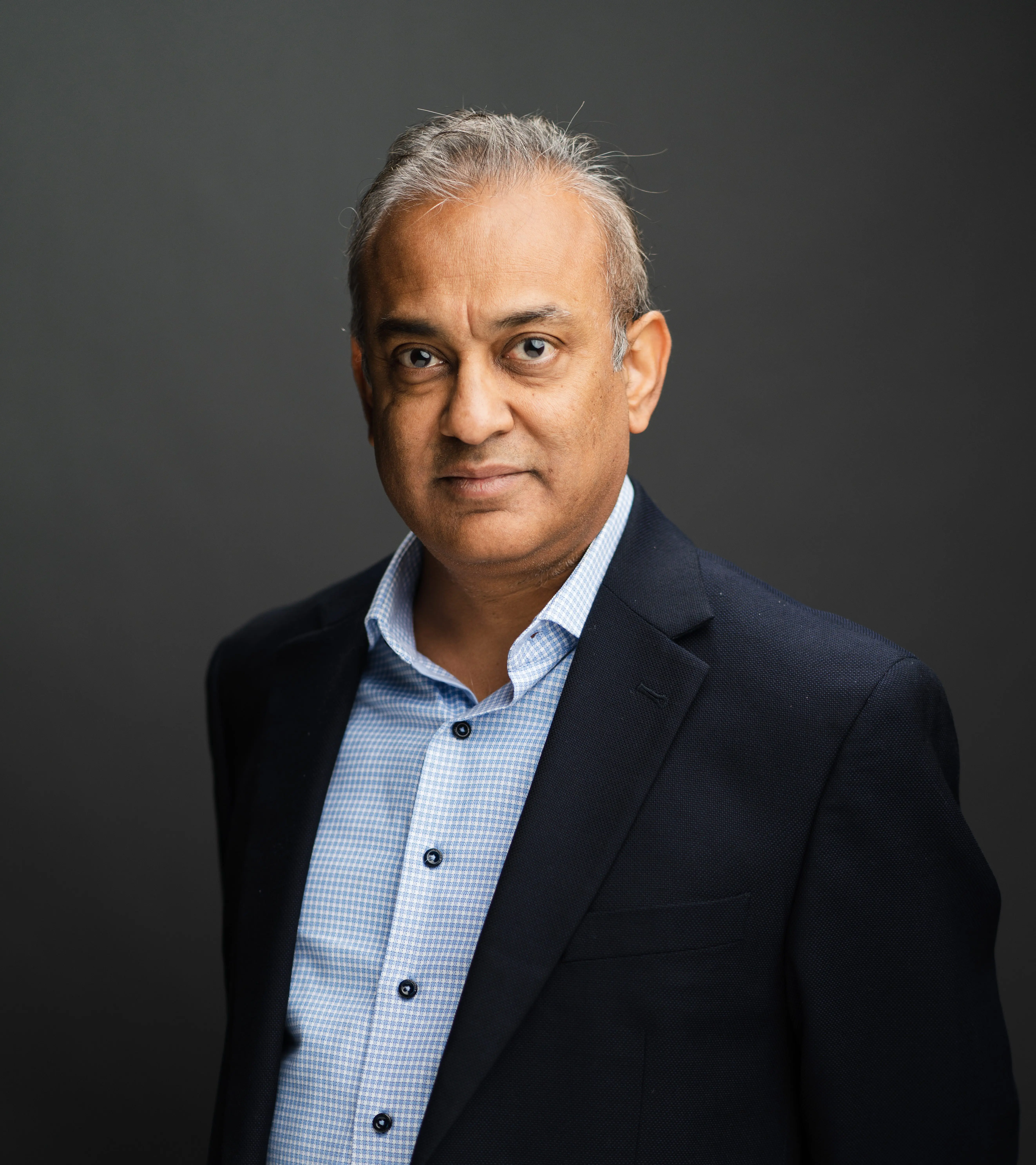 assets\Prof. Sundeep Vira, Dean of Business Program, Trinity Christian College, Chicago.webp